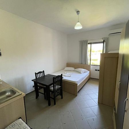 Apartamento Karaburun Sunset Beach Orikum Habitación foto