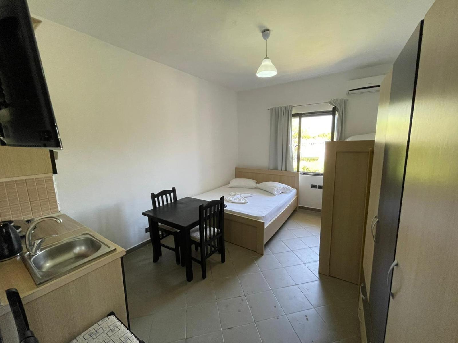 Apartamento Karaburun Sunset Beach Orikum Habitación foto